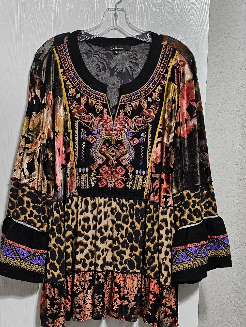 Boho Black Multi-Print Bell-Sleeve Tunic - Picture 2 of 8